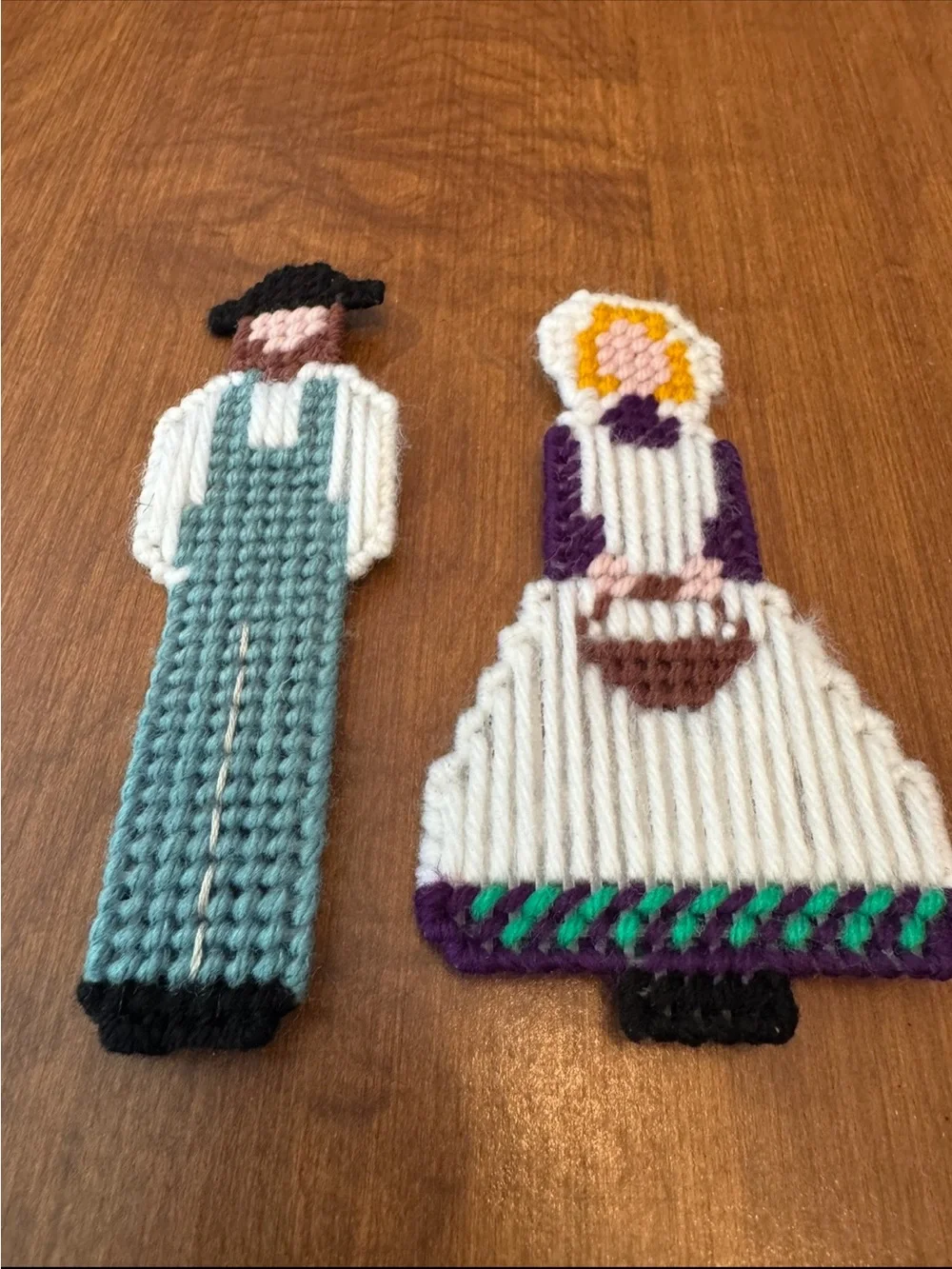 Handmade Folk farmer couple Amish magnet set